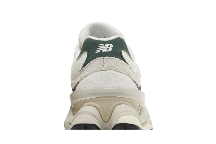 New Balance 9060 Spruce Pack