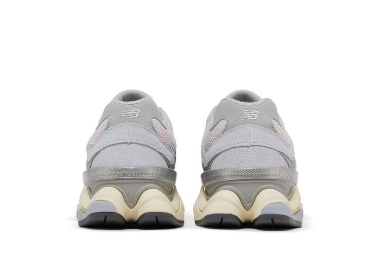 New Balance 9060 Granite Pink